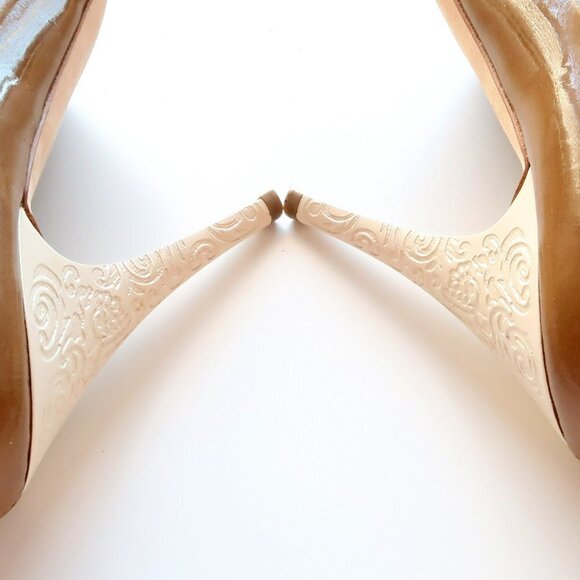 Escada Patent Leather Peep Toe Heels Pumps Designer Formal Dress Shoes Size 8.5 - Picture 8 of 16